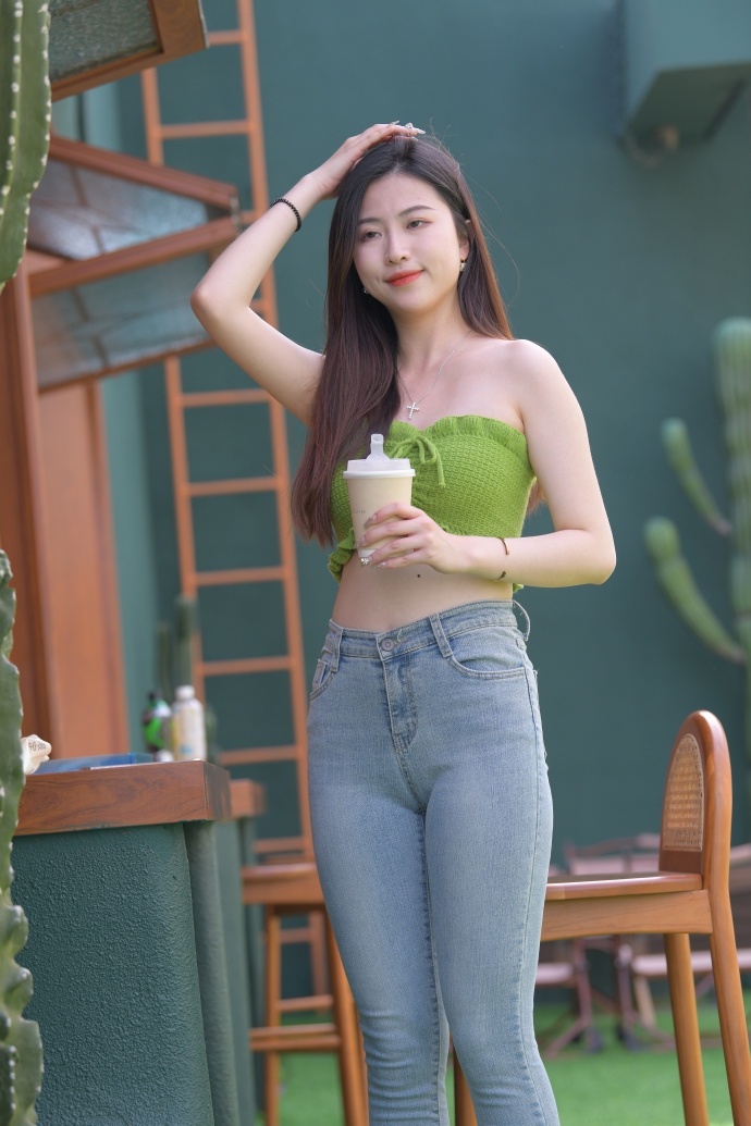3377体育官网制袜丝服进口在线播放app(图1)